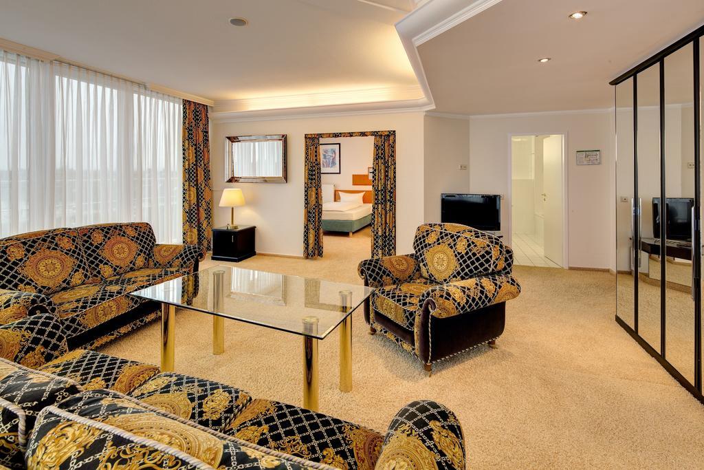 La Strada 4* Kassel