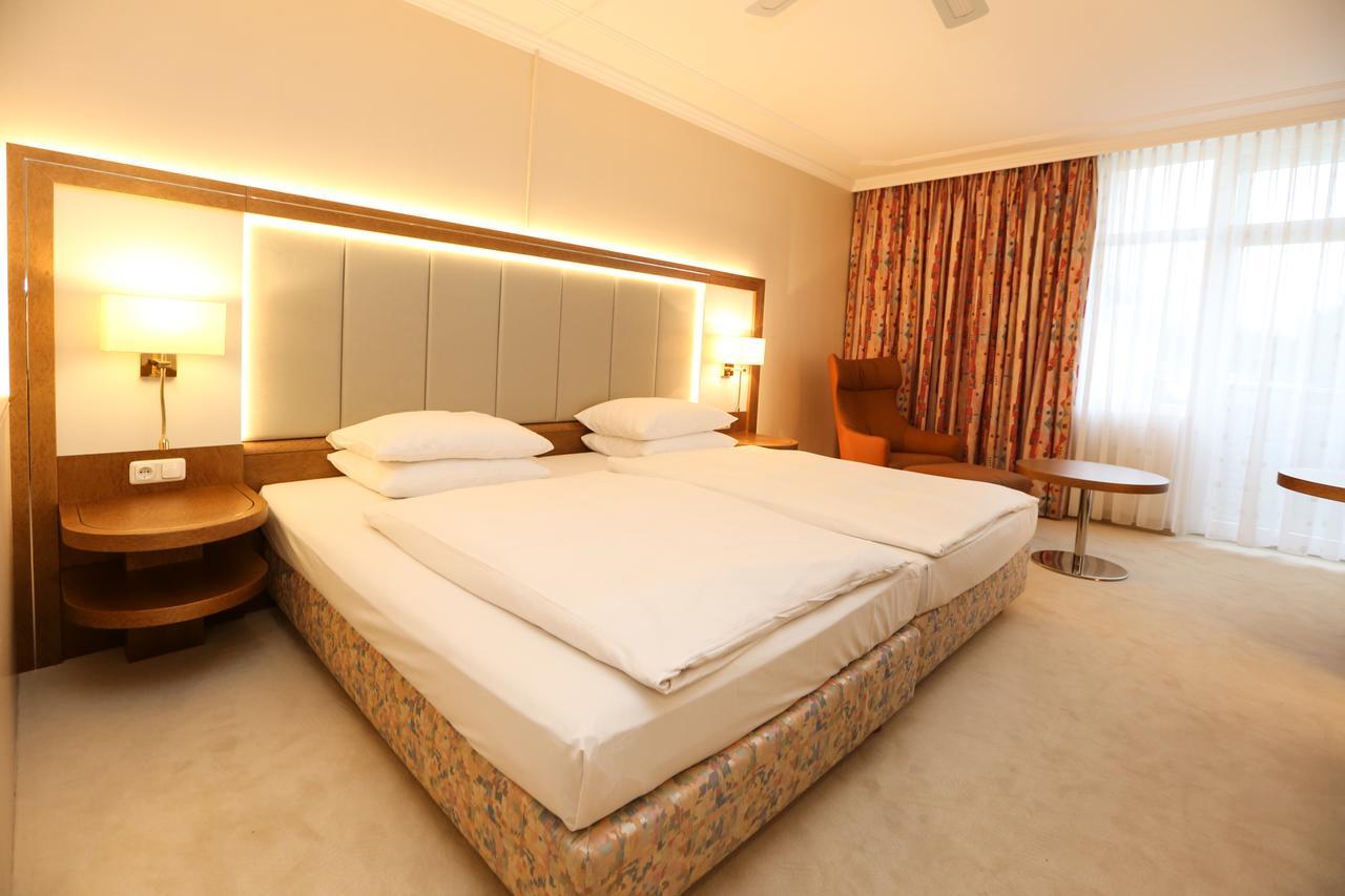 La Strada Hotel 4*